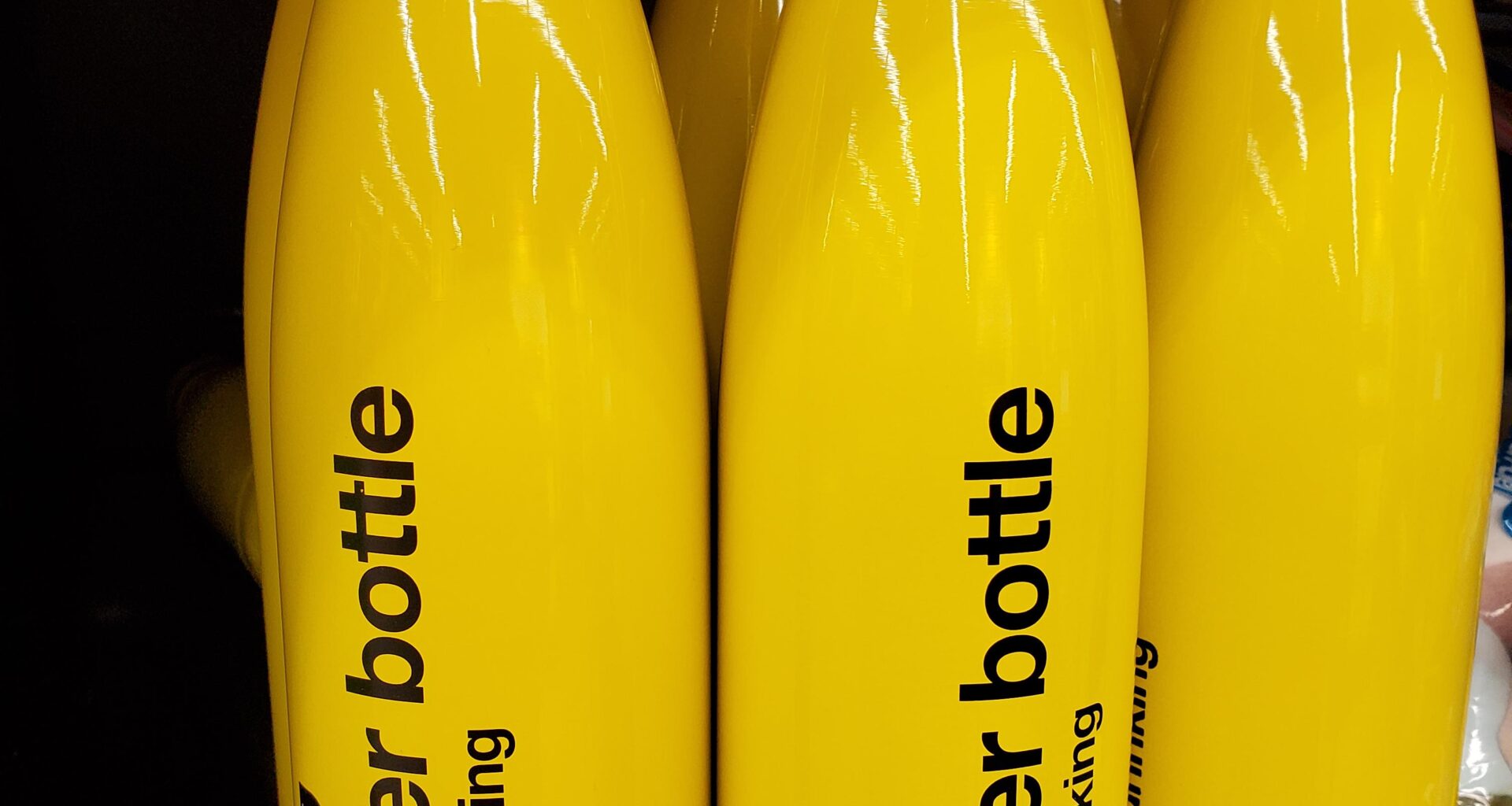 No Name Water Bottle: Designed for Daily Use!